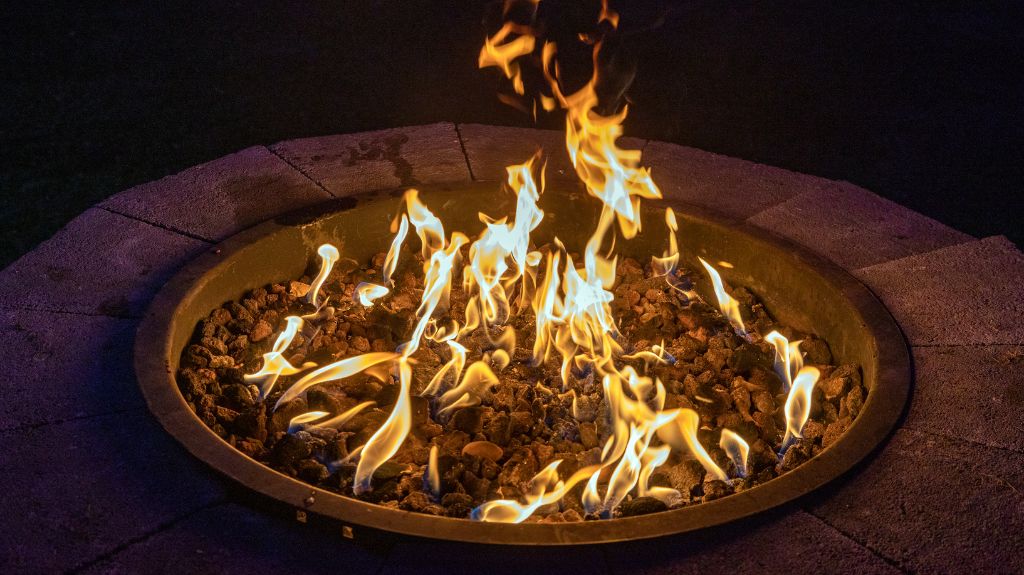 How To Build a Fire Pit in Your Backyard